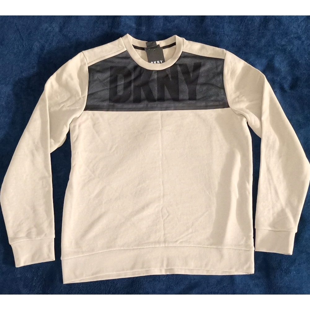NEW - DKNY - Sweaters Women's / Khaki / size: M